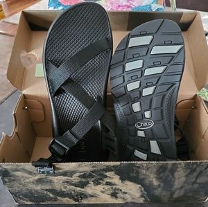 Chaco Size 6